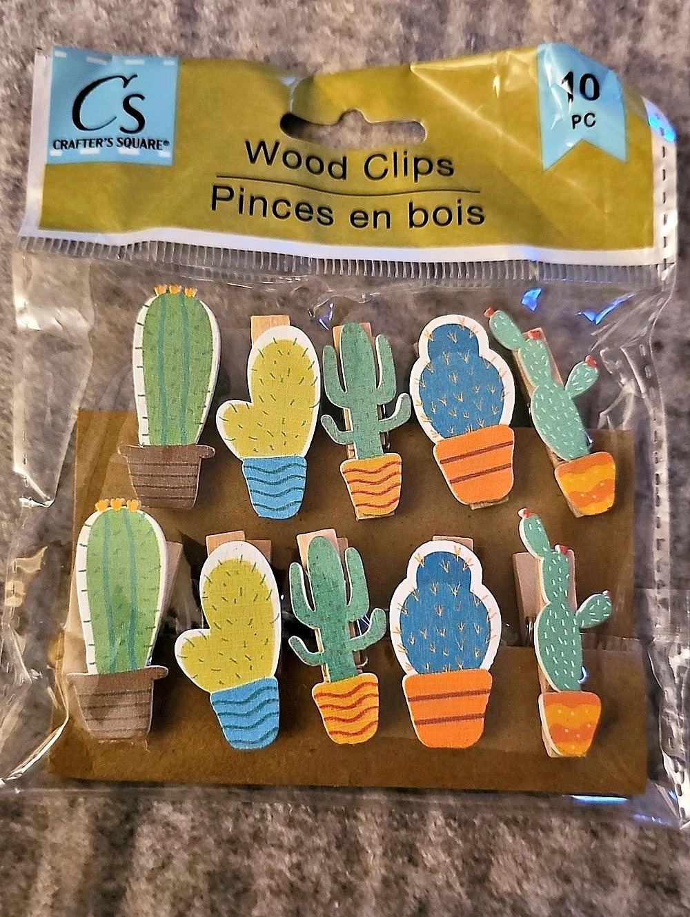 Crafter's Square Cactus Wood Clips 10pc